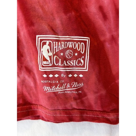 Mitchell & Ness Red Chicago Bulls Short Sleeve Tee - Picture 2 of 5